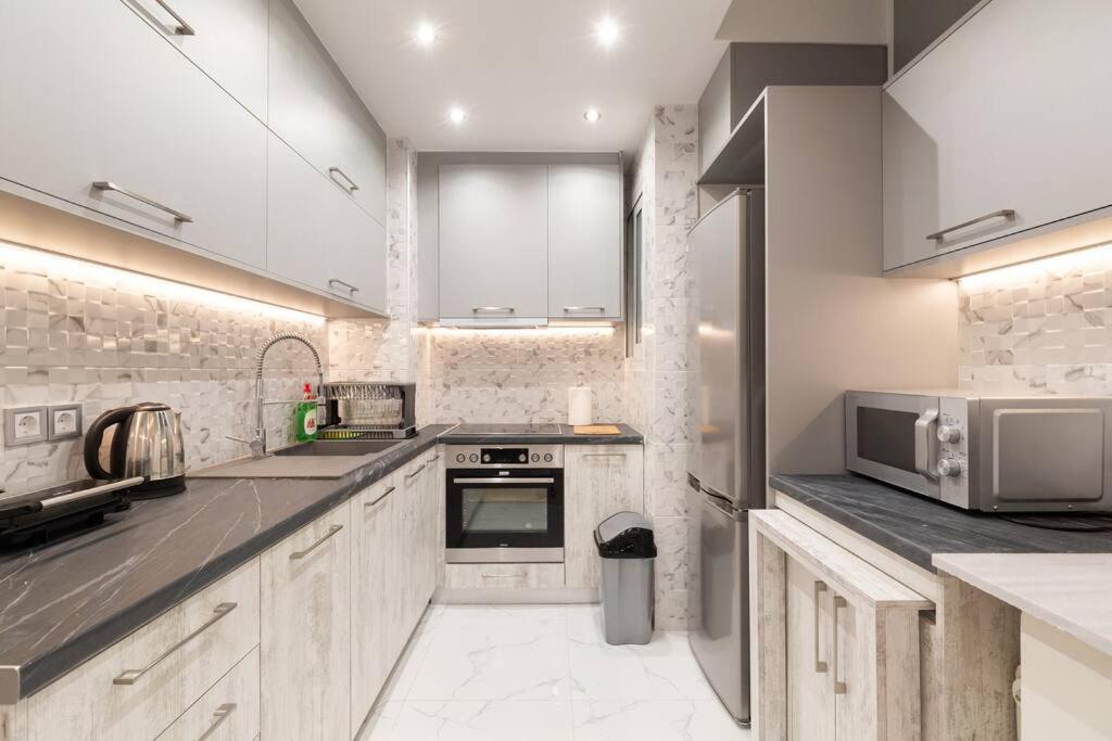 Comfy Flat Near Edem Beach By Atheniankeys ภายนอก รูปภาพ